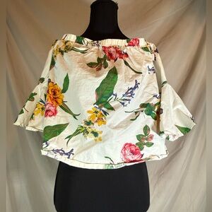 Flying Tomato White Floral Off-the-Shoulder Blouse 🌸